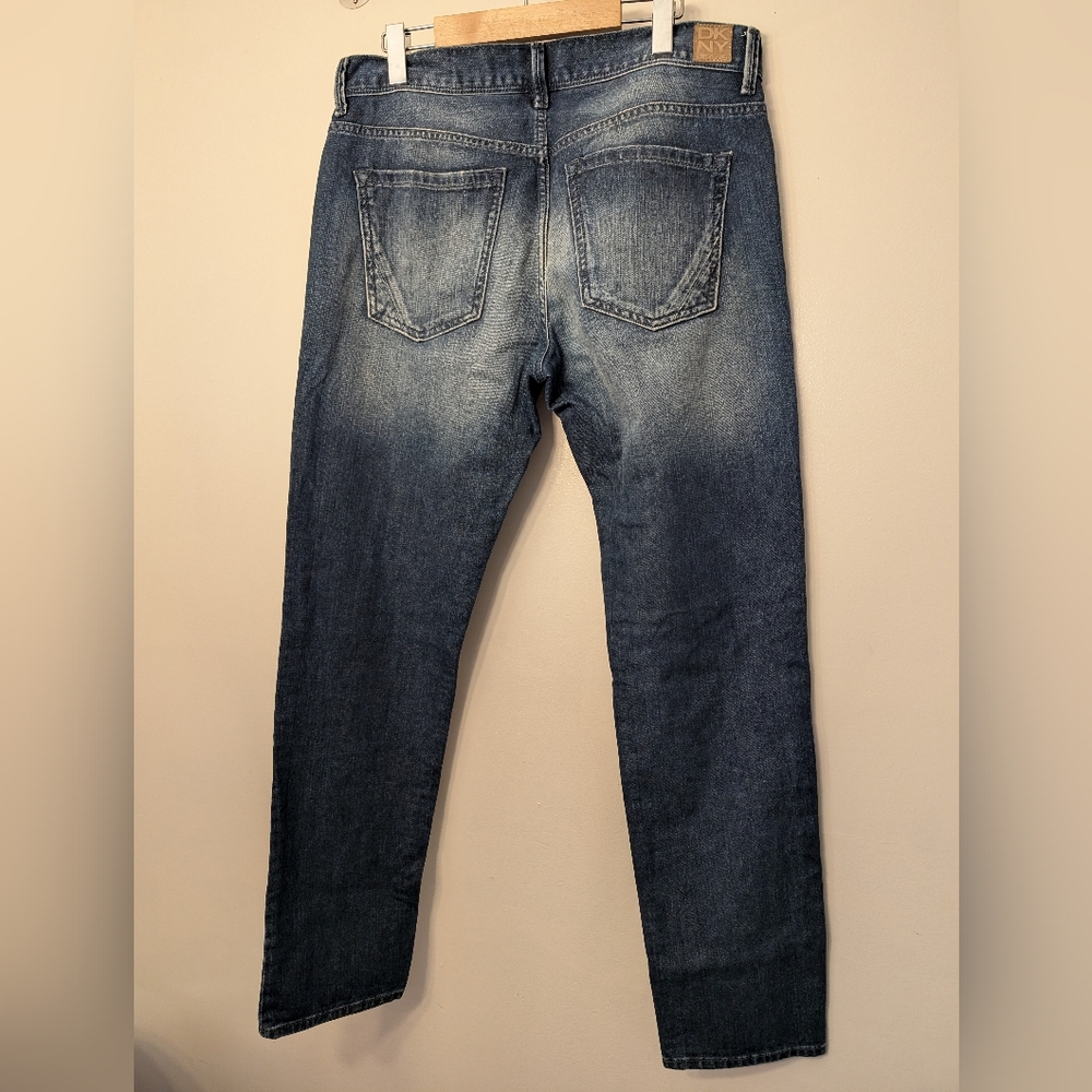 🛍️DKNY Williamsburg Jeans Men’s Size 34x32 – Distressed | Great Condition